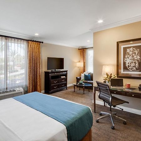 Ayres Hotel & Spa Moreno Valley/Riverside Buitenkant foto